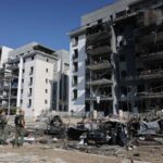 Un palazzo distrutto durante la guerra tra Iran e Israele