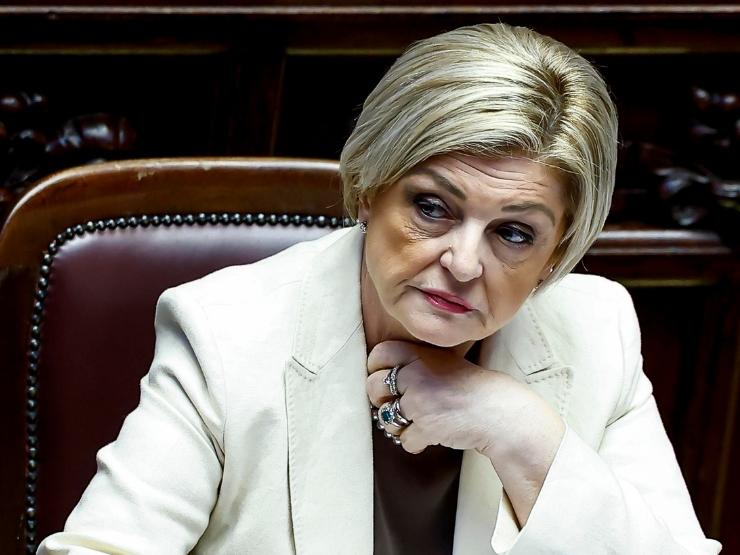 La ministra del Lavoro Marina Elvira Calderone in Parlamento