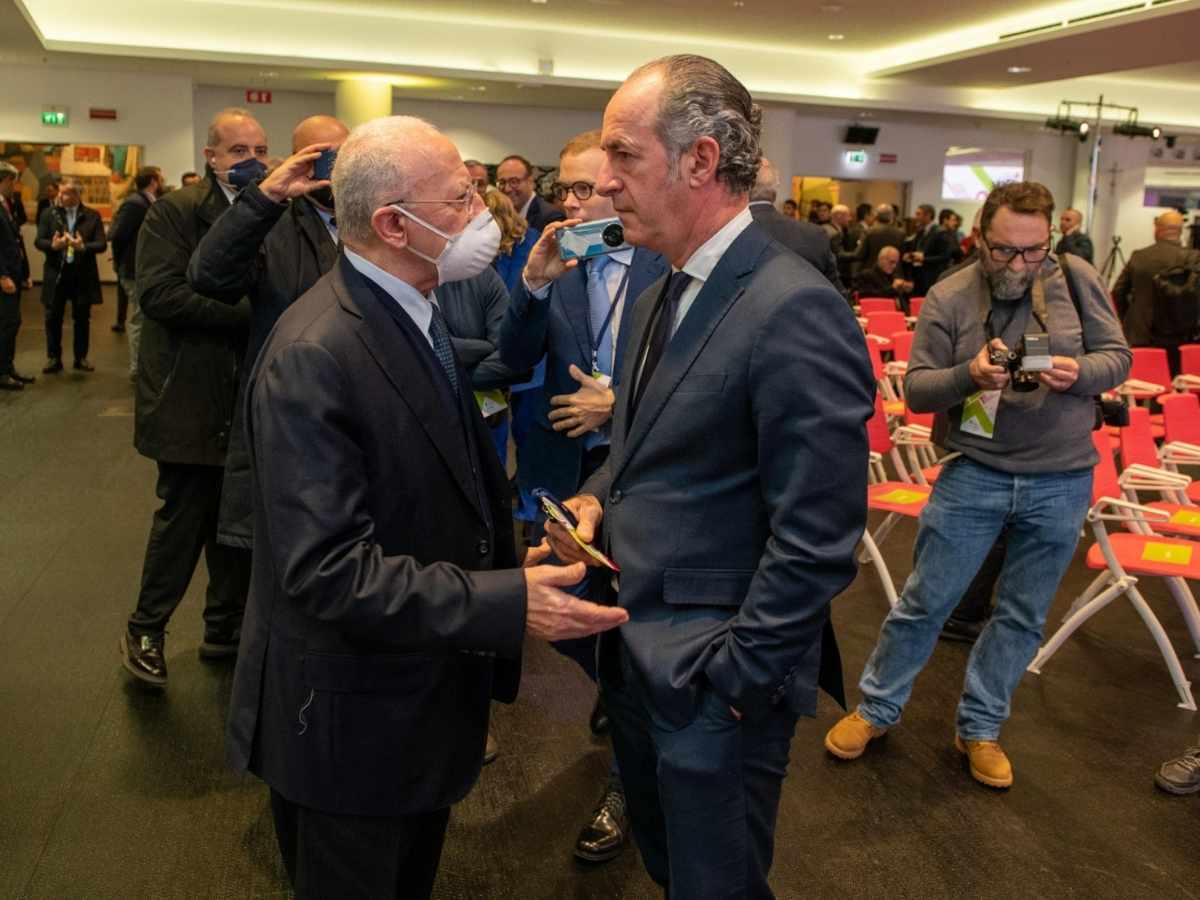 Terzo mandato, bocciato in Senato l’emendamento della Lega. De Luca chiede il rinvio delle elezioni, ma Giani dice no
