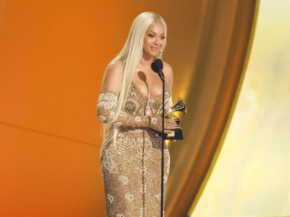 Una foto di Beyoncé quando ha vinto un Grammy