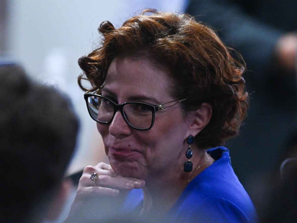 Chi è Carla Zambelli, la deputata arrestata a Roma dall’Interpol: “Sono la più votata, ho preso un milione di voti” Chi è Carla Zambelli, la deputata arrestata a Roma dall’Interpol: “Sono la più votata, ho preso un milione di voti”
