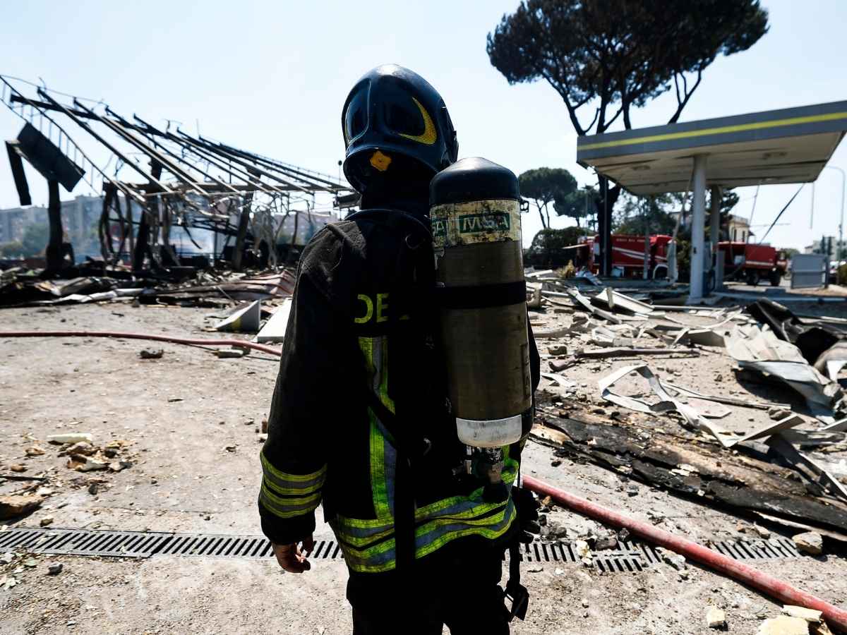 Quali sono i rischi per la salute dopo incendi ed esplosioni? I consigli di Legambiente per proteggersi Quali sono i rischi per la salute dopo incendi ed esplosioni? I consigli di Legambiente per proteggersi