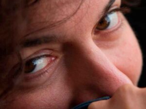 Gli occhi di Laura Santi, morta a Perugia per suicidio assistito