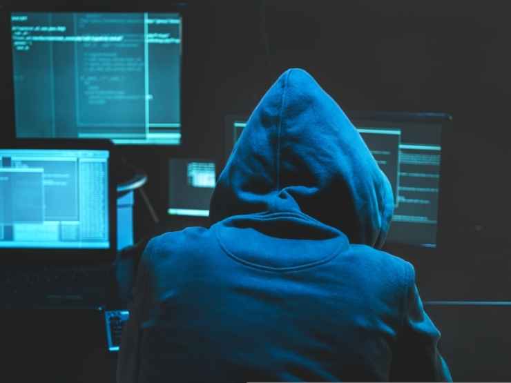Hacker durante il Covid, cinese arrestato in italia del gruppo Hafnium
