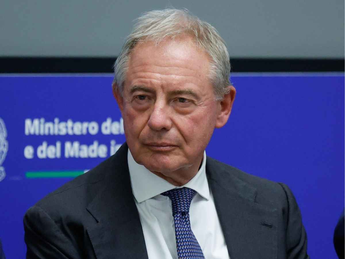 Come l’ex Ilva di Taranto sarà decarbonizzata in sette anni, ok ai forni elettrici. Appuntamento per la firma dell’accordo il 12 agosto Come l’ex Ilva di Taranto sarà decarbonizzata in sette anni, ok ai forni elettrici. Appuntamento per la firma dell’accordo il 12 agosto