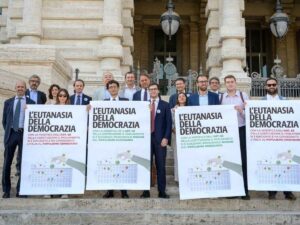 La Fondazione Einaudi e i Radicali Italiani depositano in Cassazione la legge per tornare all'immunità parlamentare