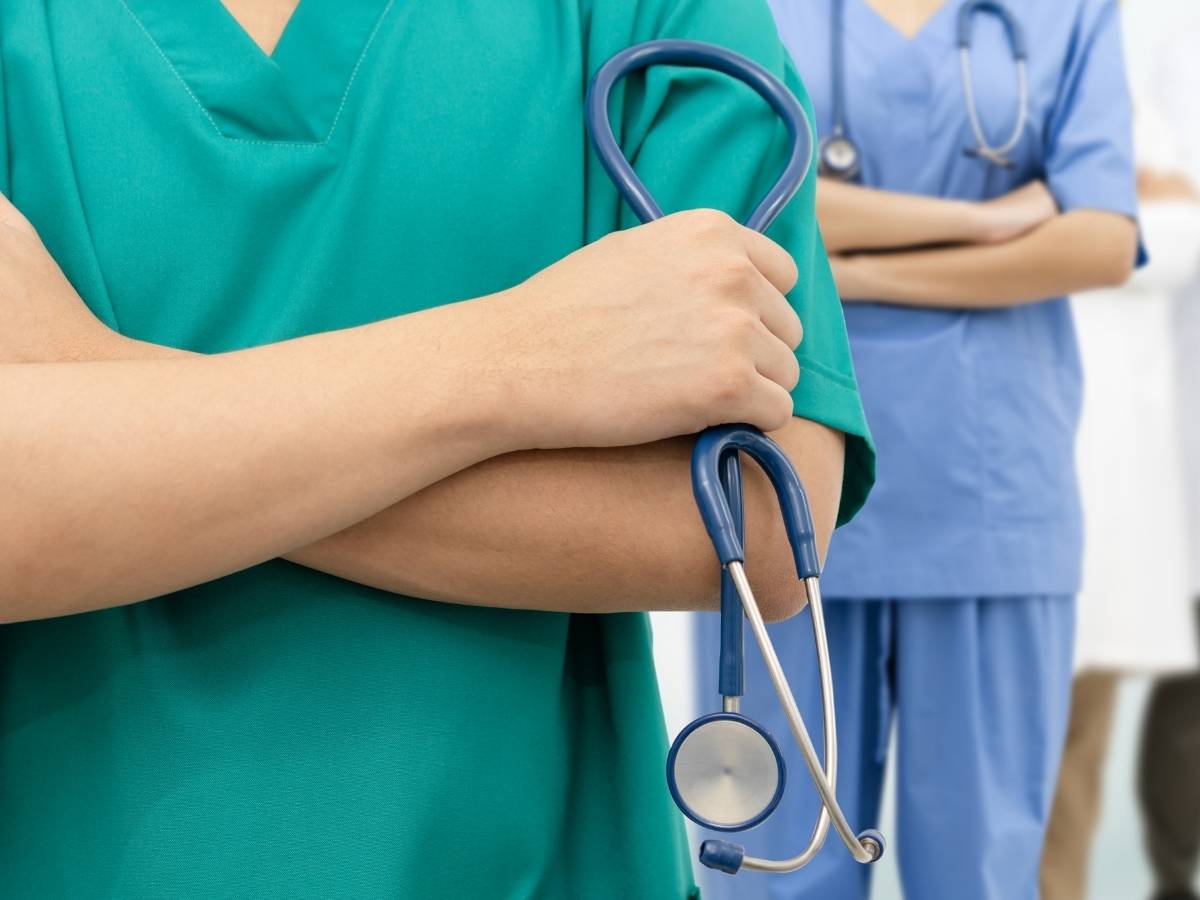 aggressioni in corsia i medici scrivono a piantedosi servono forze dell8217ordine nei reparti psichiatrici