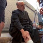 Padre Gabriel Romanelli, ferito nel corso di un bombardamento di Israele sulla Striscia di Gaza