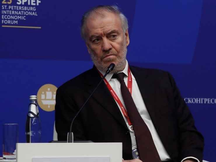 Valery Gergiev, Maestro russo
