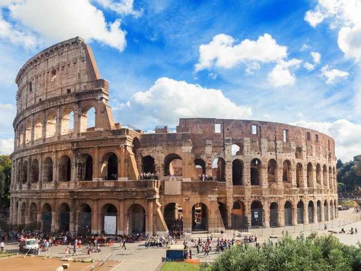 Una veduta del Colosseo 