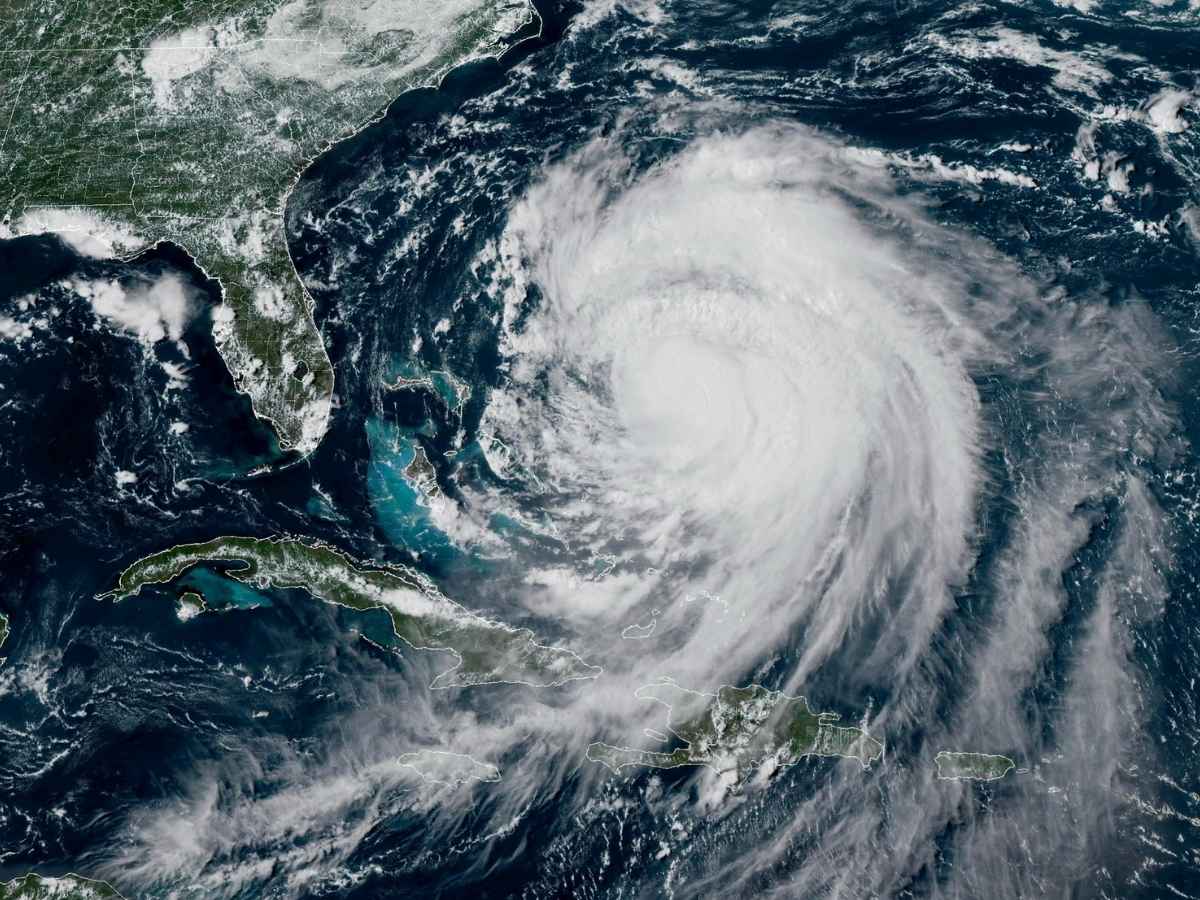 Allerta rossa in Lombardia, in Italia arriva l’ex uragano Erin: rischio eventi meteo estremi. Fino a 37 gradi al Sud Allerta rossa in Lombardia, in Italia arriva l’ex uragano Erin: rischio eventi meteo estremi. Fino a 37 gradi al Sud