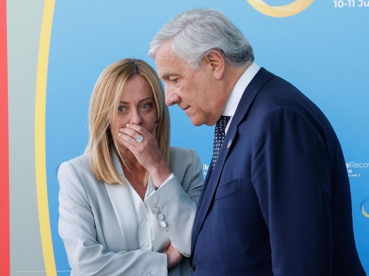 Giorgia Meloni e Antonio Tajani alla conferenza per l'Ucraina
