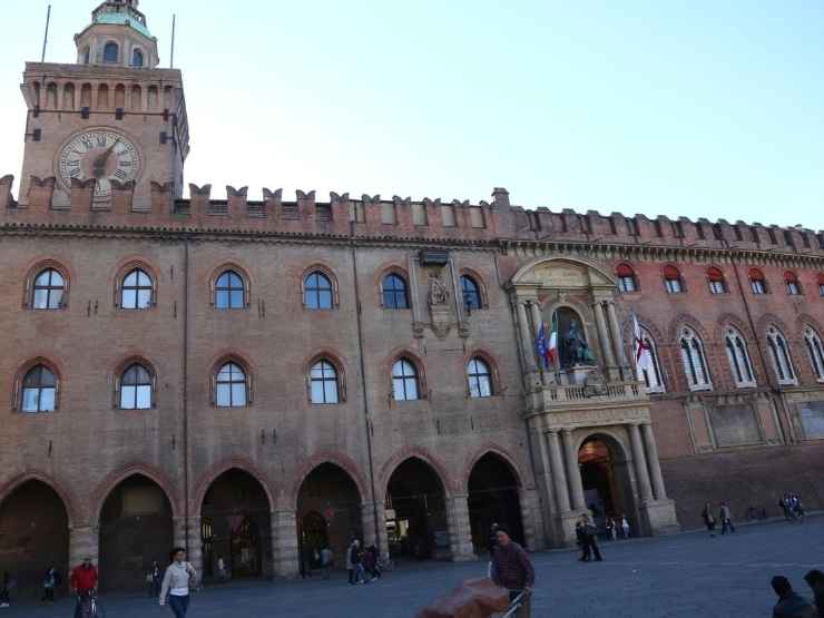 Il Municipio di Bologna