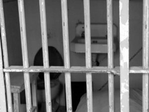L'interno di una cella di un carcere, polemica in Italia per il Piano di Nordio
