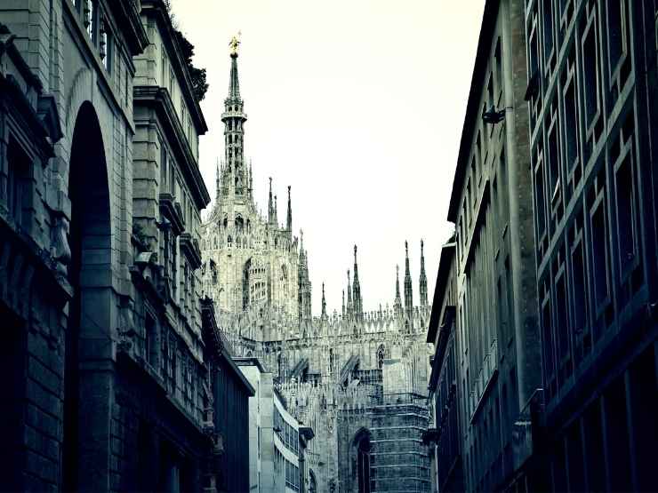 Sistema deviato di Milano, skyline della città