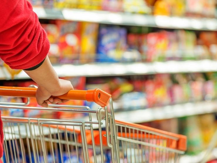 Carrello della spesa al supermercato