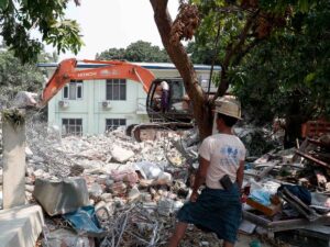 Devastazione dopo il Terremoto in Myanmar