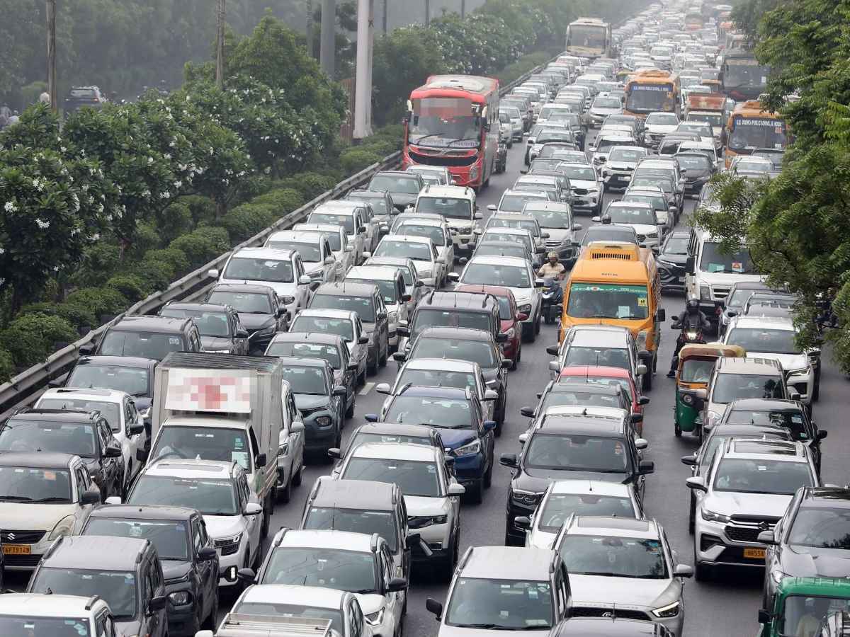 Esodo di Ferragosto: bollino rosso in autostrada dal 14 al 16, tutti i tratti più trafficati