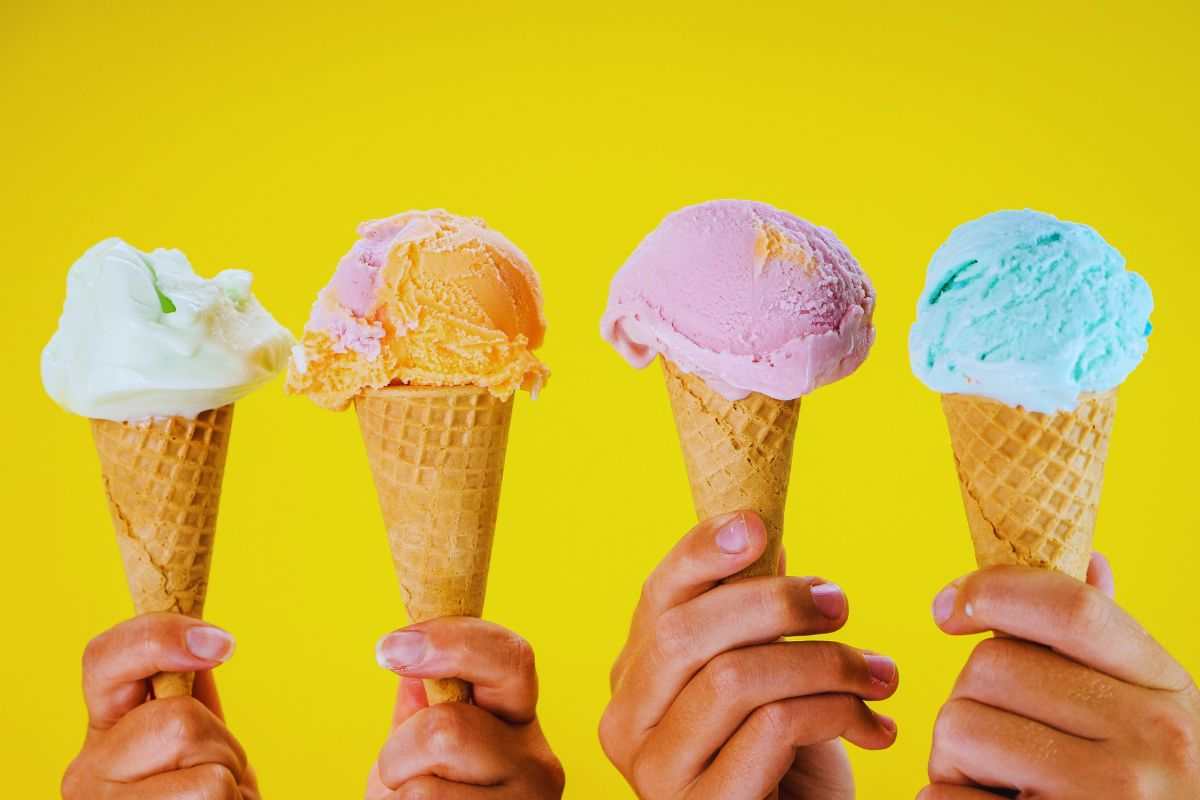 Vuoi mangiare un gelato senza sensi di colpa? Ecco i meno calorici sul mercato Vuoi mangiare un gelato senza sensi di colpa? Ecco i meno calorici sul mercato