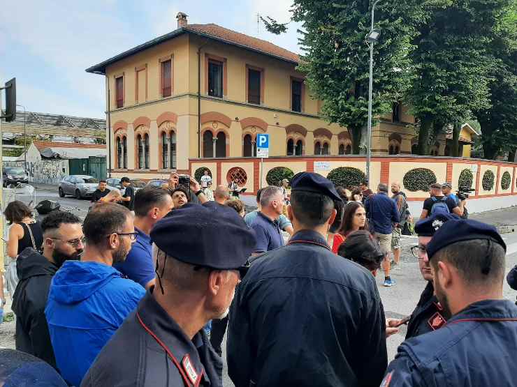 leoncavallo sgombero