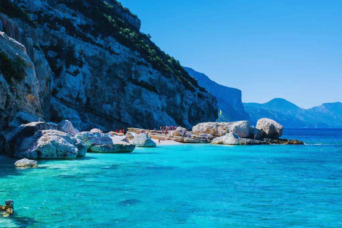 Viaggia in Europa al mare, queste spiagge nascondono un segreto