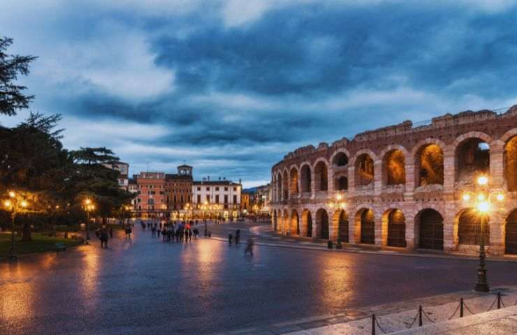 arena di verona esterno