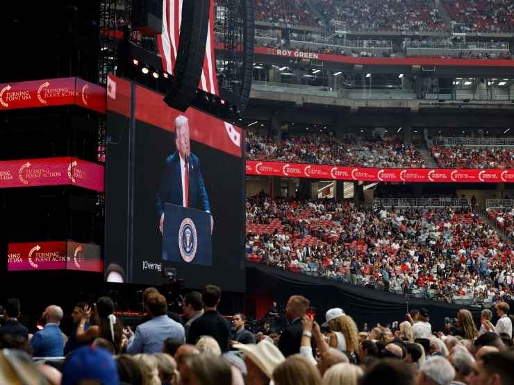 Donald Trump ai funerali di Charlie Kirk