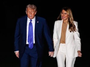 Donald e Melania Trump tornano a casa dopo il discorso all'Onu