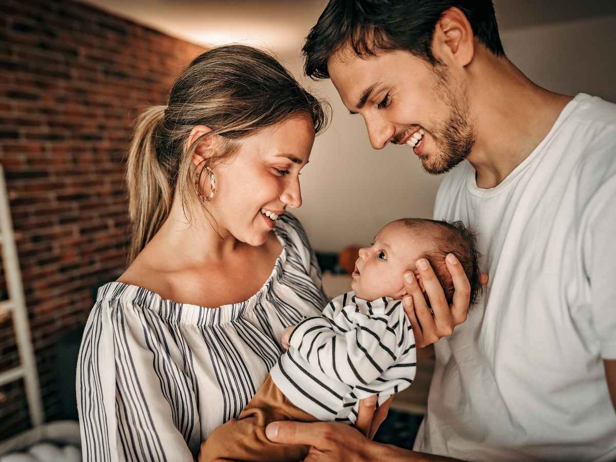 A Milano sempre più genitori scelgono di dare il doppio cognome ai figli