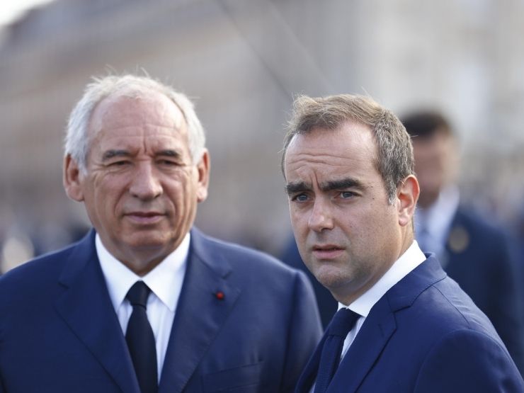 Francois Bayrou, Sebastien Lecornu in un evento pubblico