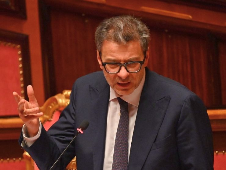 Il ministro dell'Economia Giancarlo Giorgetti in Parlamento