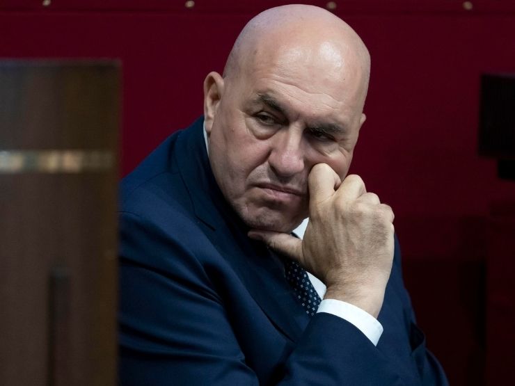 Il ministro della Difesa Guido Crosetto
