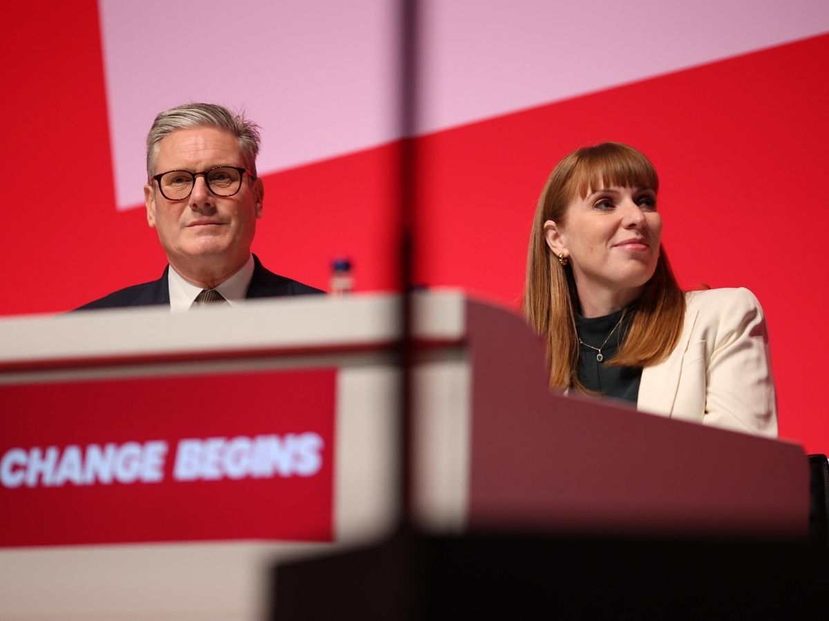 David Lammy è il nuovo vicepremier UK: lo scandalo Rayner rischia ripercussioni sul governo di Keir Starmer David Lammy è il nuovo vicepremier UK: lo scandalo Rayner rischia ripercussioni sul governo di Keir Starmer