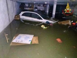 Maltempo, intervento dei vigili del fuoco