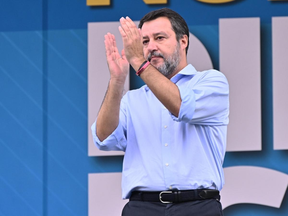 Pontida 2025: la partita dell’identità della Lega tra regionali, Vannacci e il caso Kirk Pontida 2025: la partita dell’identità della Lega tra regionali, Vannacci e il caso Kirk