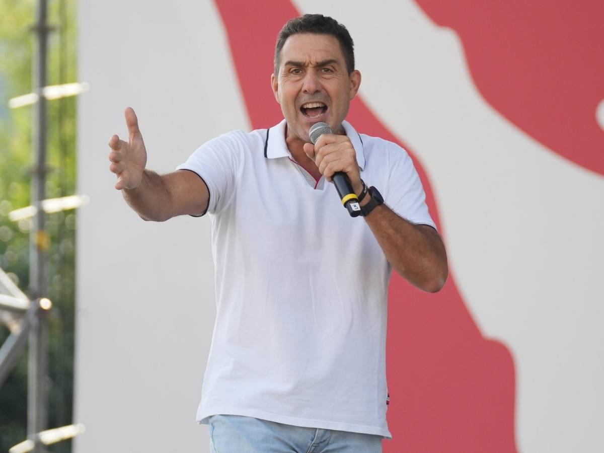 Roberto Vannacci a Pontida 2025