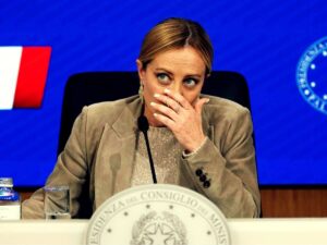 Giorgia Meloni presenta la Legg di Bilancio 2026
