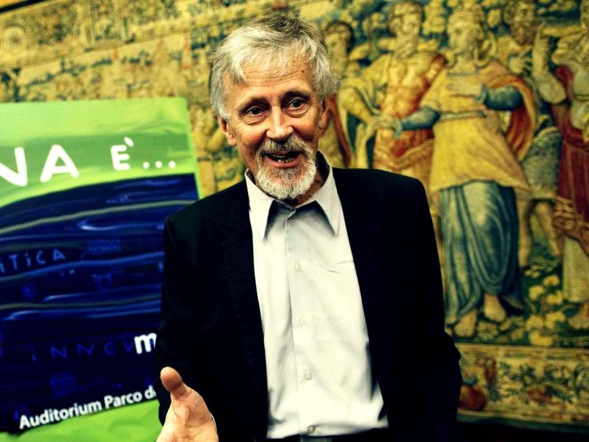 Dai Pro Pal alla Flotilla, da Putin a Trump: il filo digitale che scuote il mondo. Il sociologo de Kerckhove: “Monitorati e manipolati, ma col nostro consenso”