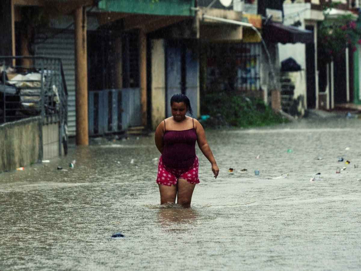 Catastrofe Melissa, i Carabi sono in ginocchio. Parla la responsabile Oim: “Obiettivo, salvare vite umane”