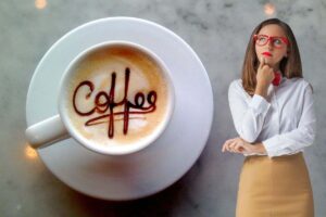 Donna si chiede quanti caffè al giorno si possono bere