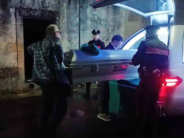 L'intervento dei carabinieri a Calimera