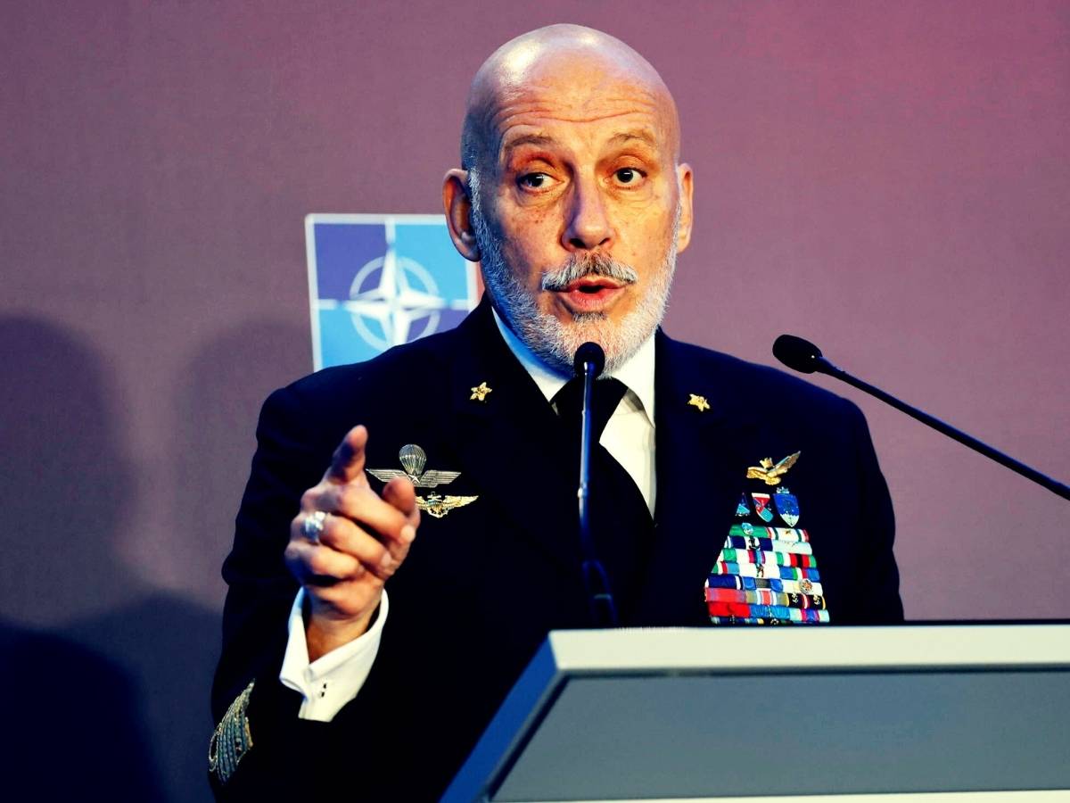 La Nato (dopo l’Ucraina) pronta a sguainare la spada digitale: perché si parla di attaccare la Russia in maniera preventiva