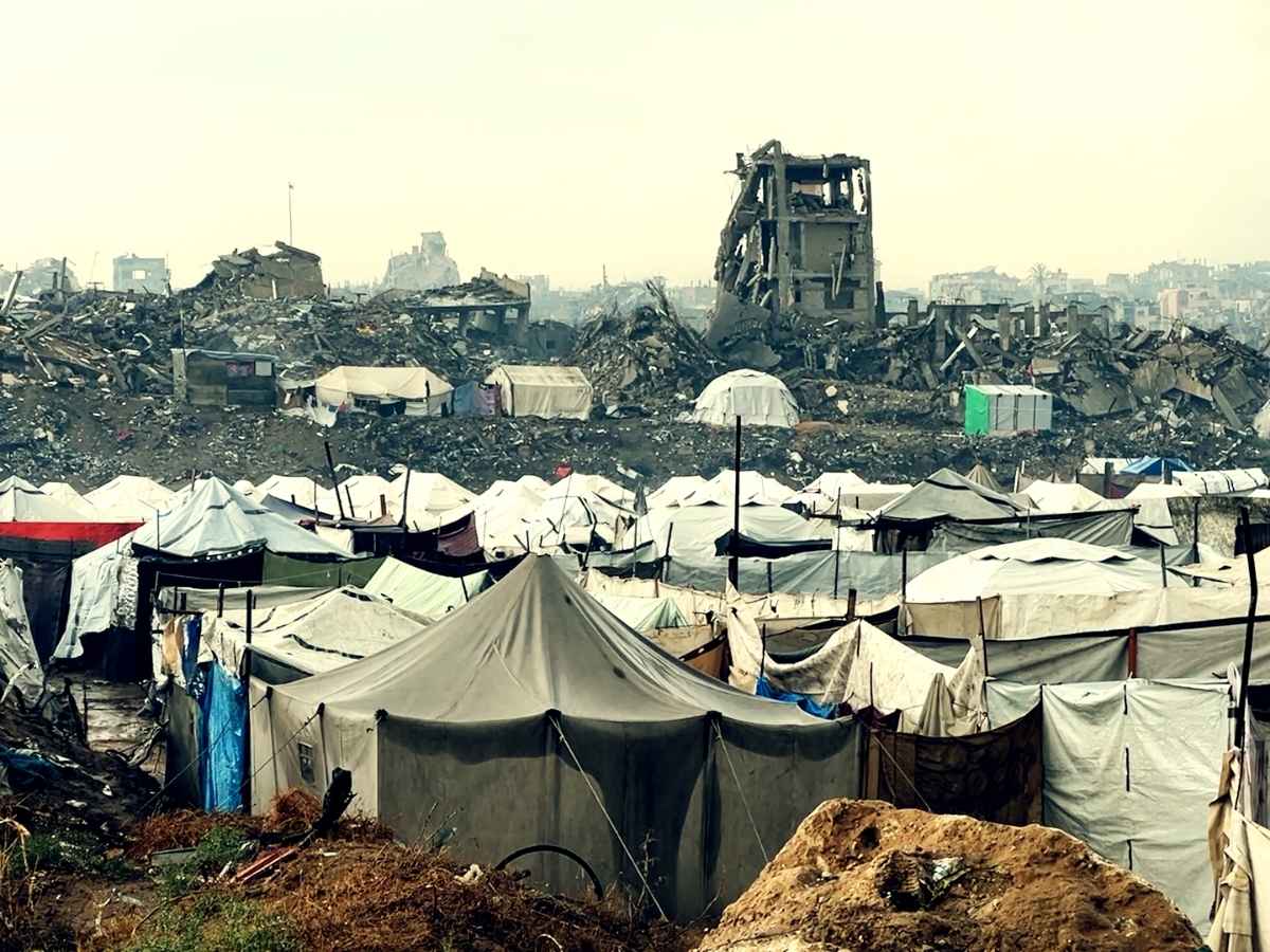 La tempesta Byron si abbatte su Gaza