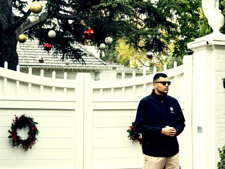 L'ingresso della villa dove sono stati uccisi i Reiner