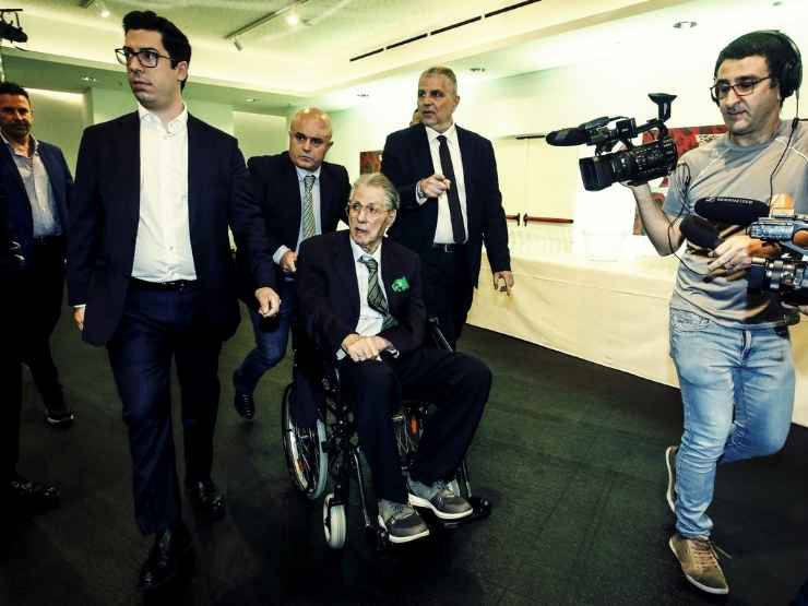 Addio a Umberto Bossi