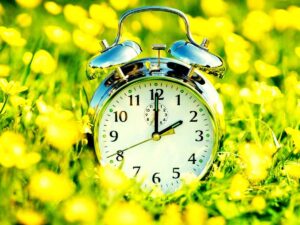 Ora legale 2026, quanto si risparmia in bolletta