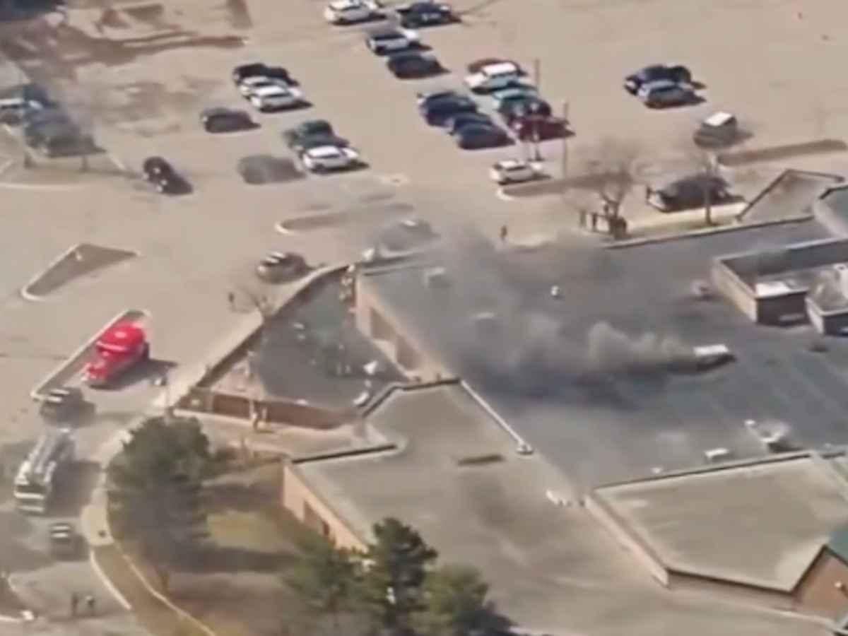 Sparatoria Michigan sinagoga