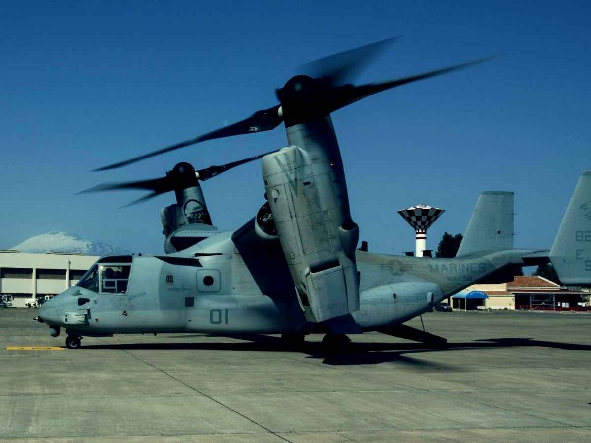 Un velivolo nella base Nato di Sigonella