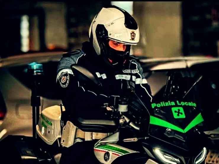 Muore l'agente Francesco Imprezzabile