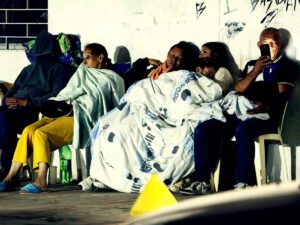 Terremoto, in Venezuela si scava a mani nude alla ricerca dei dispersi
